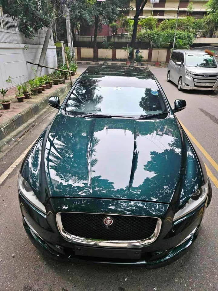 Jaguar XJL 2015 – Luxury Meets Performance 🐆